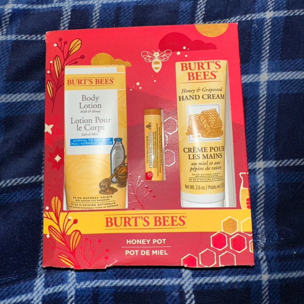 NIB Burts Bees Honey Pot gift set